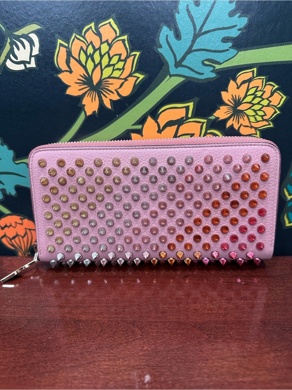 Christian Louboutin Panettone Wallet Voile Pink Ombré Multimetal Spikes like new - Picture 3 of 16